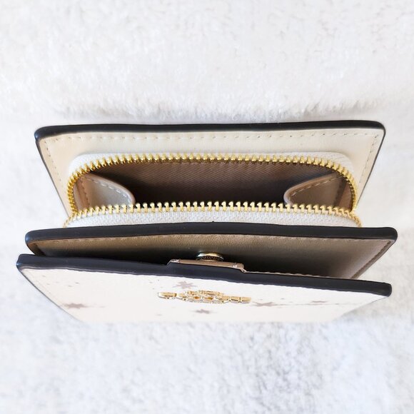 Coach White Star Pattern Bifold Wallet Gold Hardware - Picture 2 of 6